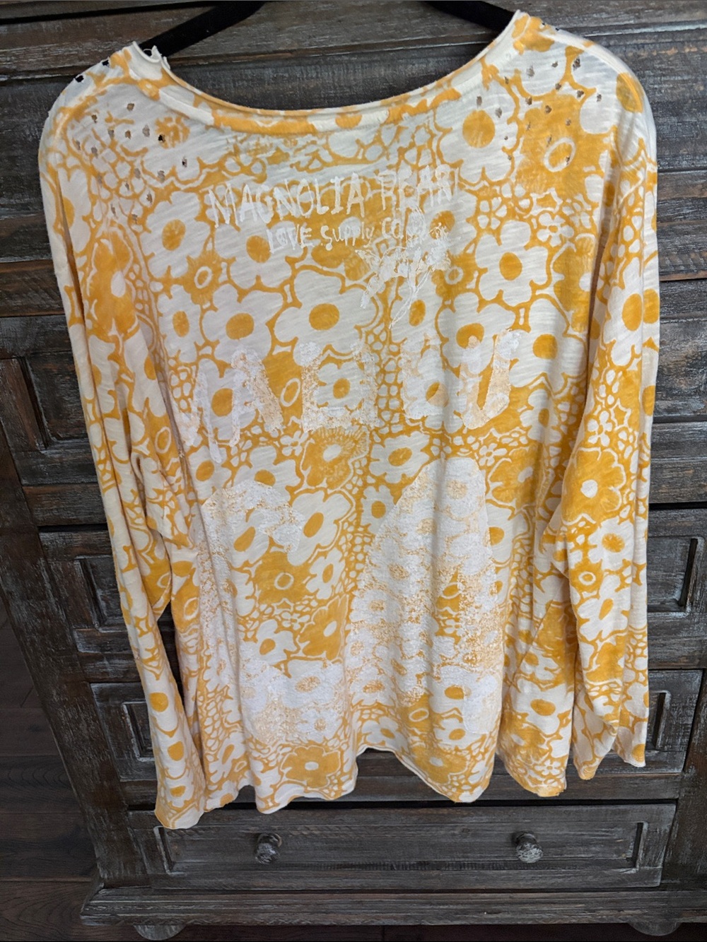 Magnolia Pearl Yellow Cream Floral Long-Sleeve Tee with Bird Graphic - Picture 6 of 6